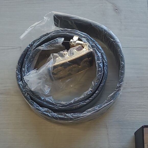 Playboy Men's belt dragon‎ emblem Black NWT in box - Picture 5 of 5